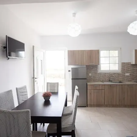 Island Dreaming Opal 2 Bd In Mykonos With Shared Pool